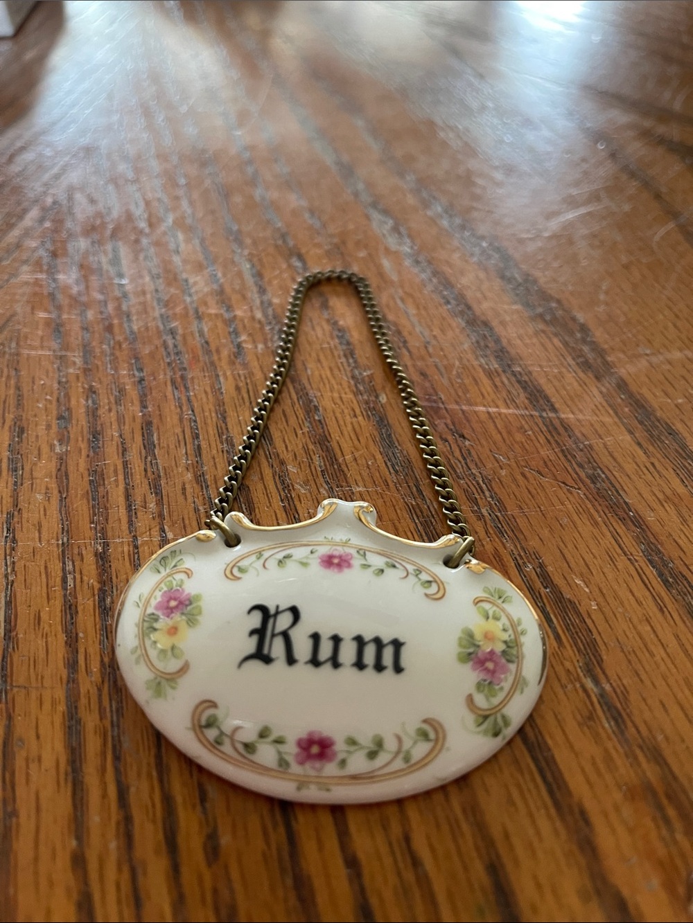 M E Duncan 'Rum' bottle label